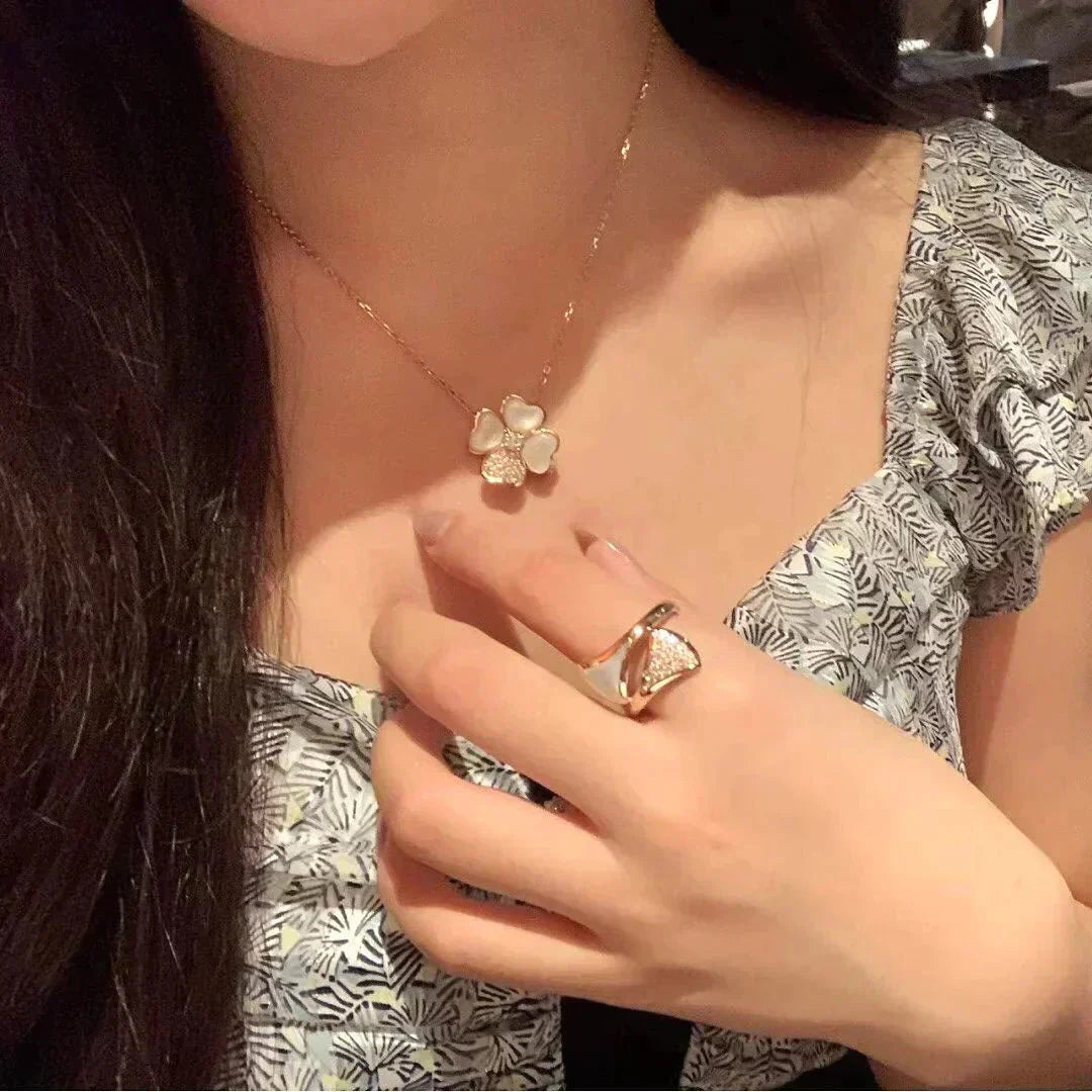 [Royal&Vicky]CLOVER MOP DIAMOND ROSE GOLD NECKLACE
