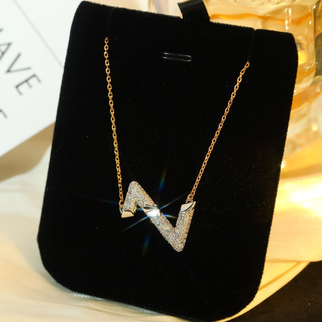 [Royal&Vicky]VOLT SILVER DIAMOND PEDANT NECKLACE