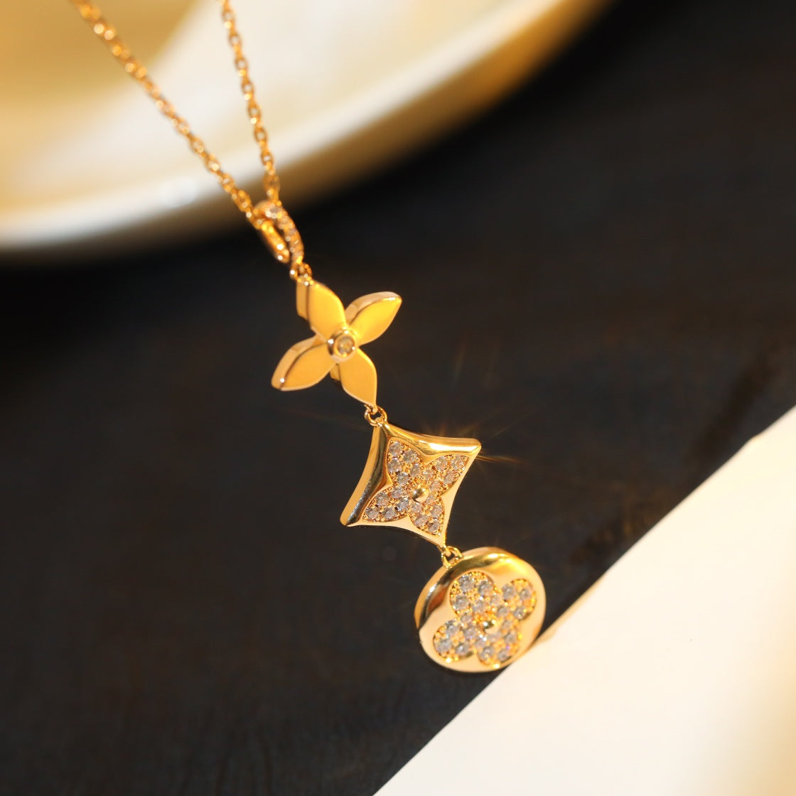 [Royal&Vicky]STAR AND SUN DIAMOND PINK GOLD NECKLACE