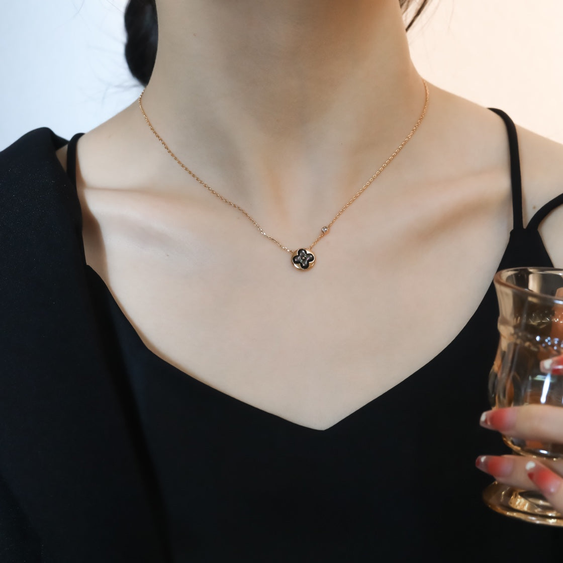 [Royal&Vicky]SUN PEDANT PINK GOLD 1 DIAMOND NECKLACE
