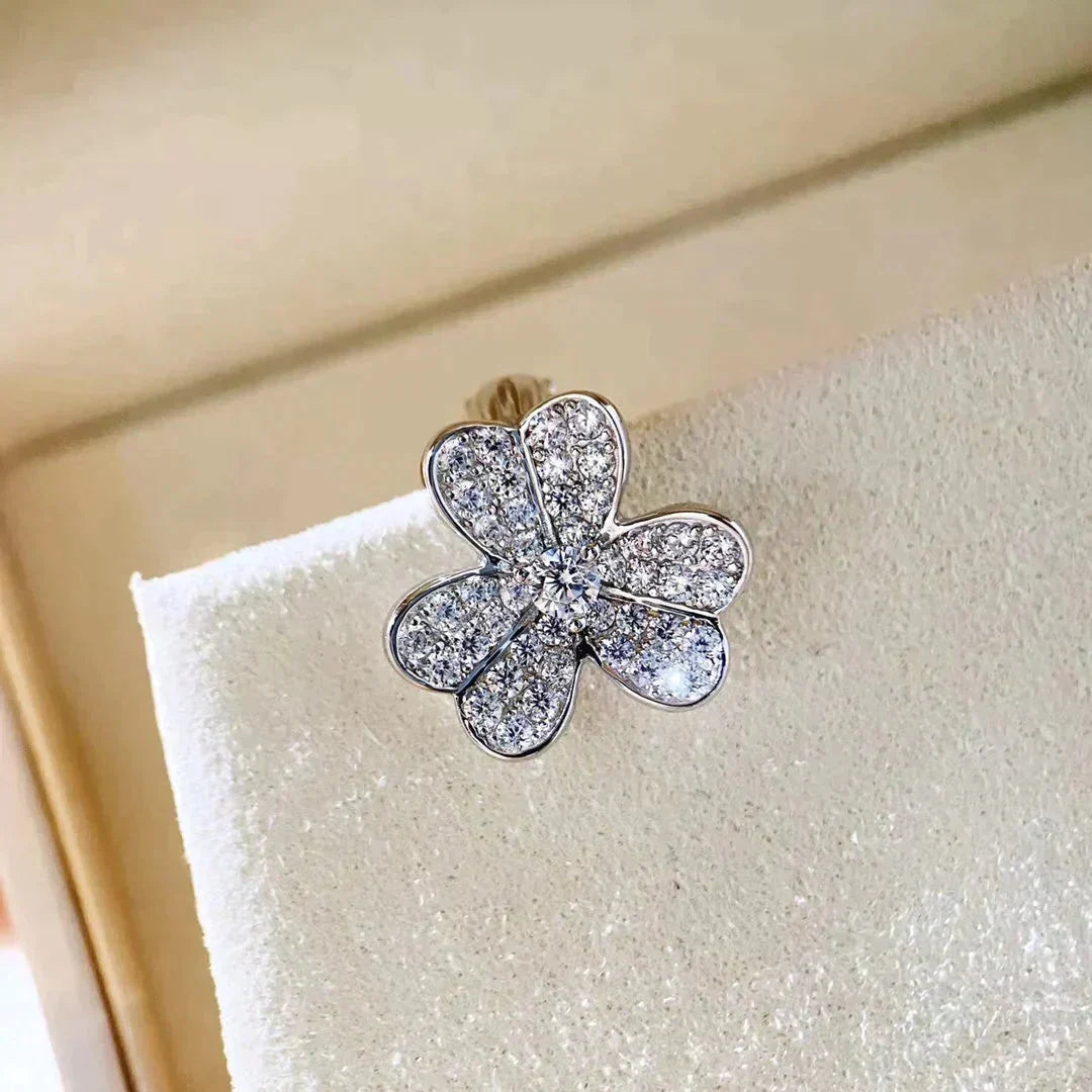 [Royal&Vicky]CLOVER COMOS DIAMOND EARRINGS SILVER