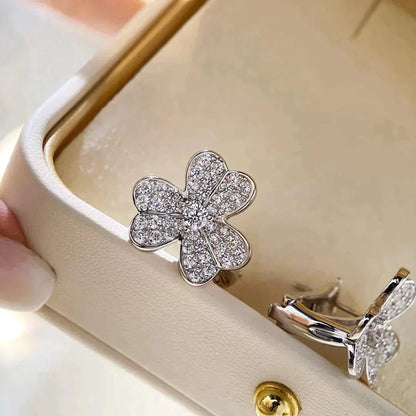 [Royal&Vicky]CLOVER COMOS DIAMOND EARRINGS SILVER