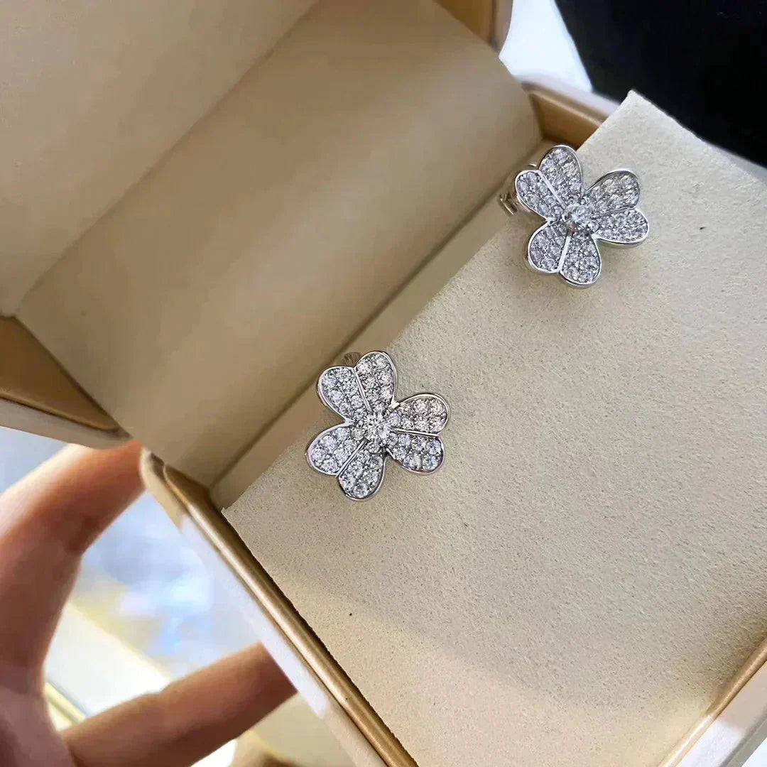 [Royal&Vicky]CLOVER COMOS DIAMOND EARRINGS SILVER