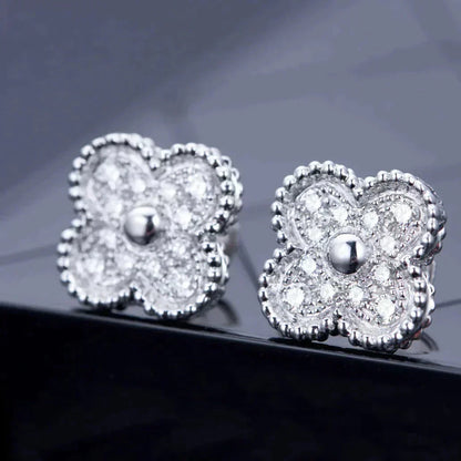 [Royal&Vicky]CLOVER 1 MOTIFS DIAMOND STUD EARRINGS SILVER