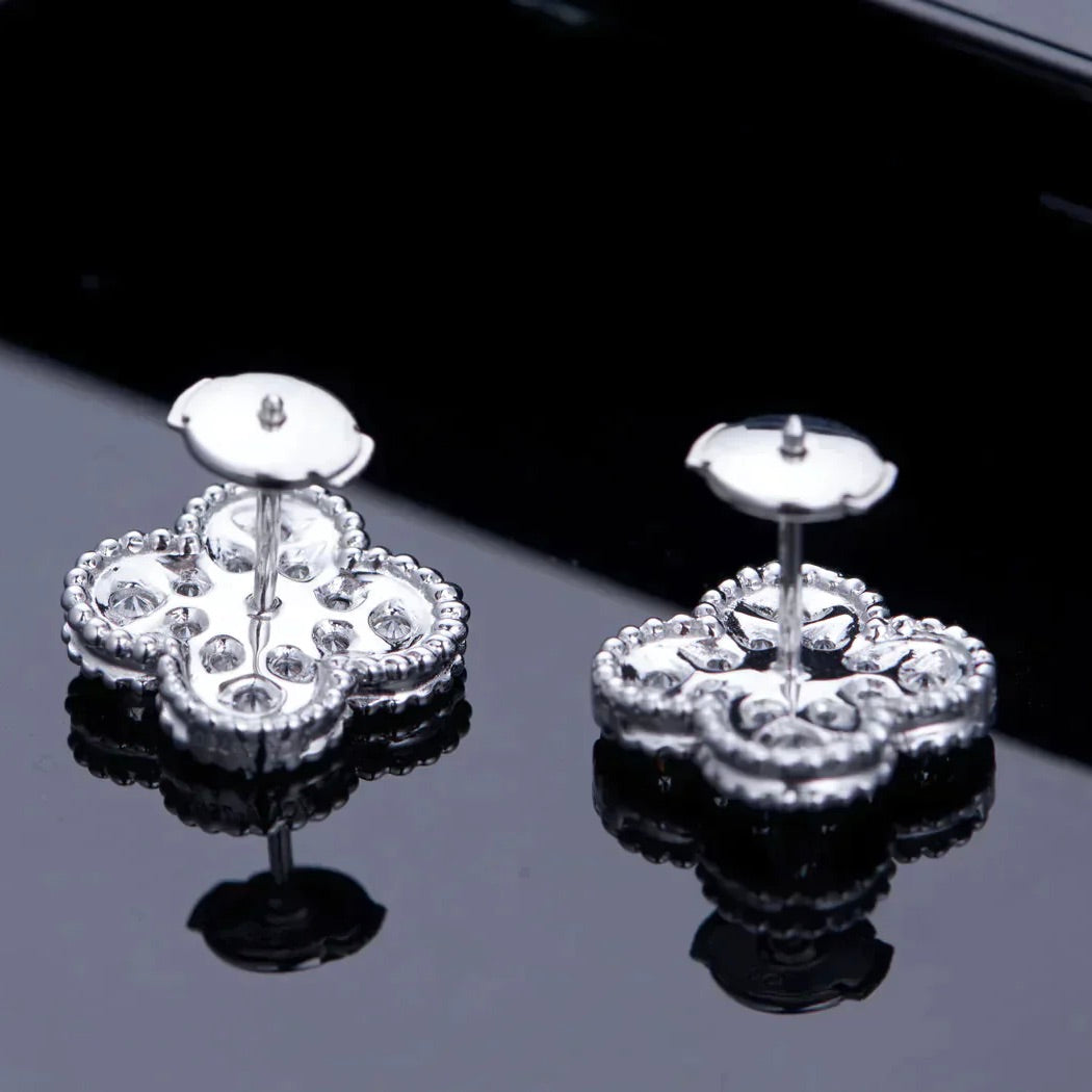 [Royal&Vicky]CLOVER 1 MOTIFS DIAMOND STUD EARRINGS SILVER