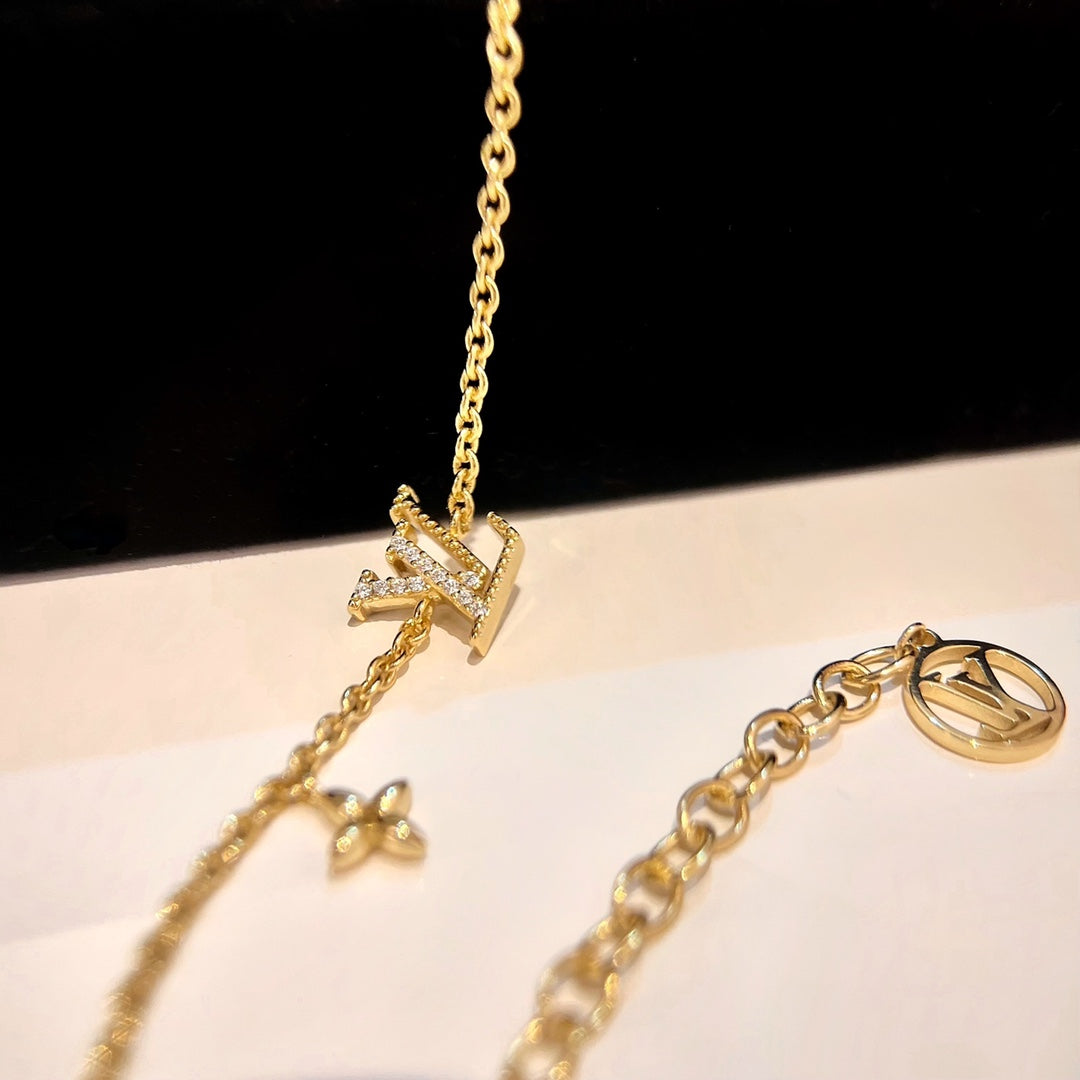 [Royal&Vicky]LOGO STAR MOTIF GOLD BRACELET
