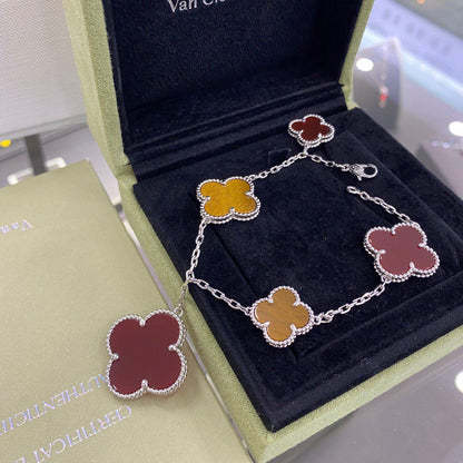 [Royal&Vicky]CLOVER 5 MOTIFS SIVLER CARNELIAN TIGER EYE BRACELET