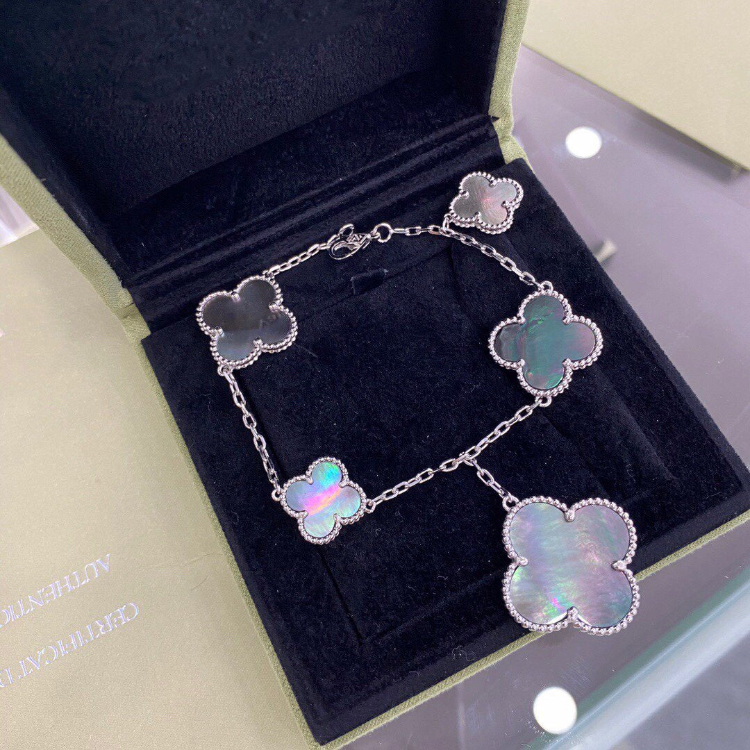 [Royal&Vicky]CLOVER 5 MOTIFS SIVLER DARK MOP BRACELET