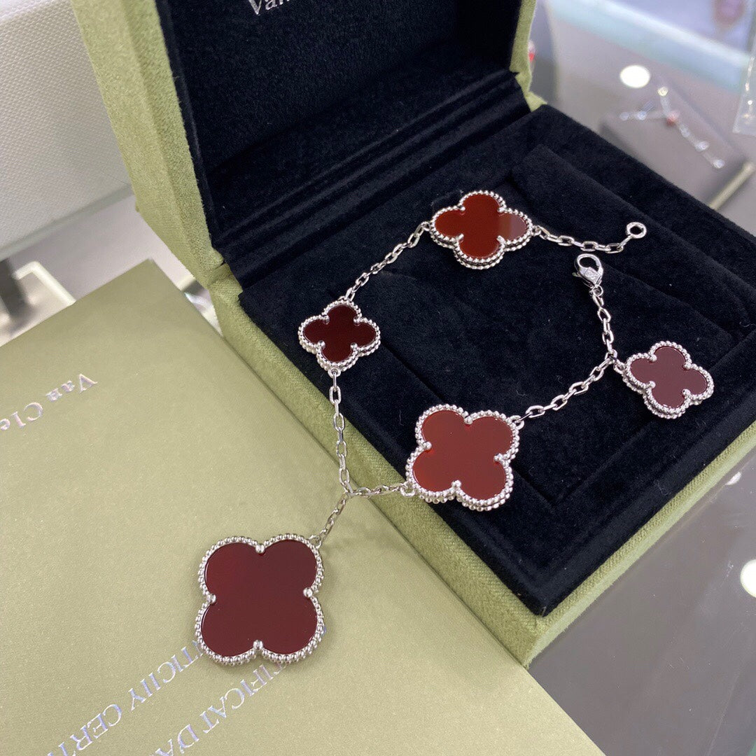 [Royal&Vicky]CLOVER 5 MOTIFS SIVLER CARNELIAN BRACELET