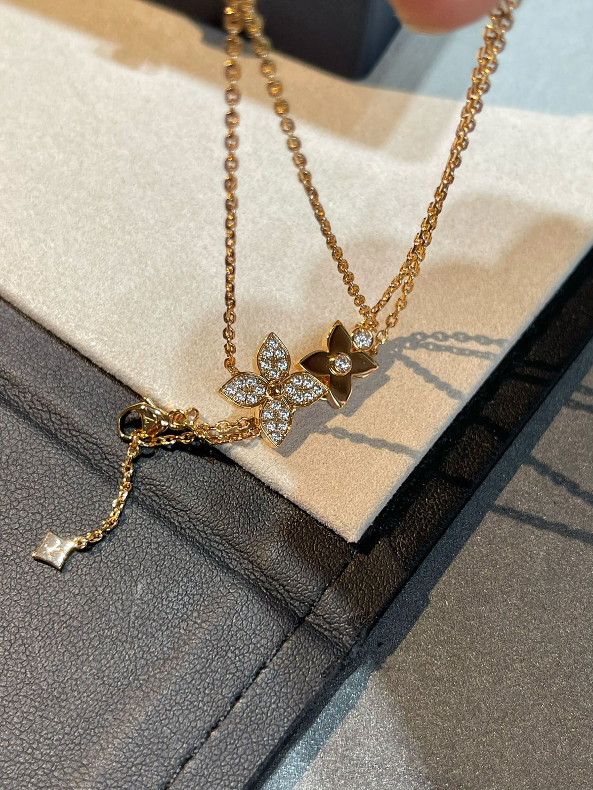 [Royal&Vicky]STAR BLOSSOM NECKLACE PINK GOLD DIAMONDS