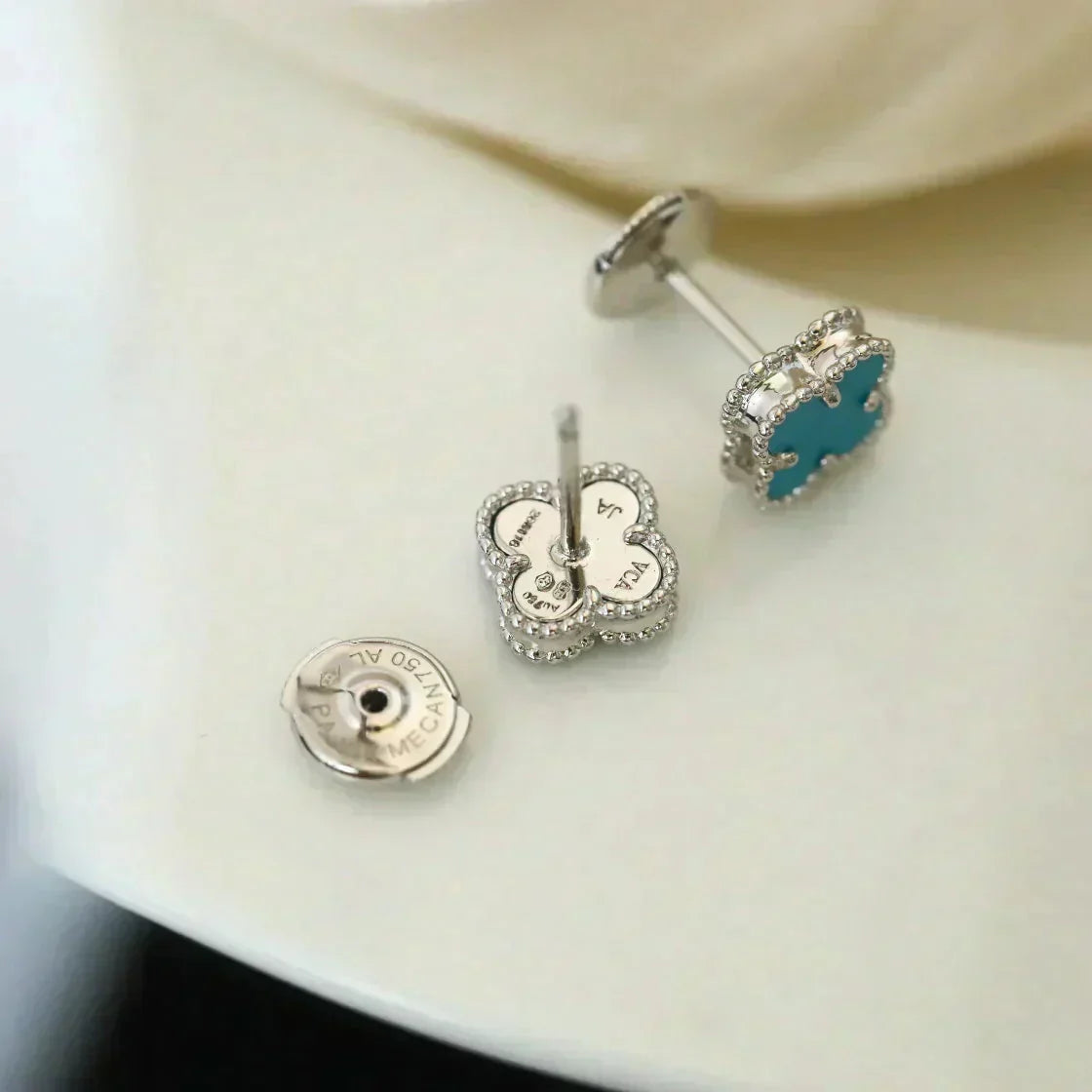 [Royal&Vicky]CLOVER MINI 9.5MM ONYX STUD EARRINGS SILVER