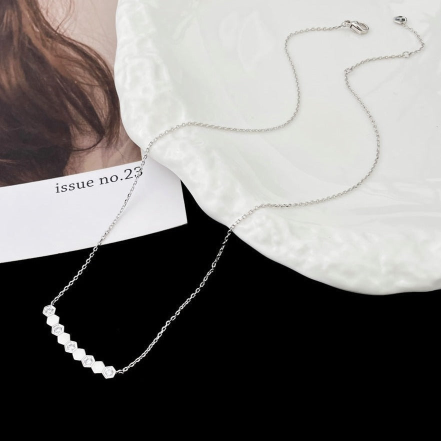 [Royal&Vicky]BEE MY LOVE DIAMOND NECKLACE