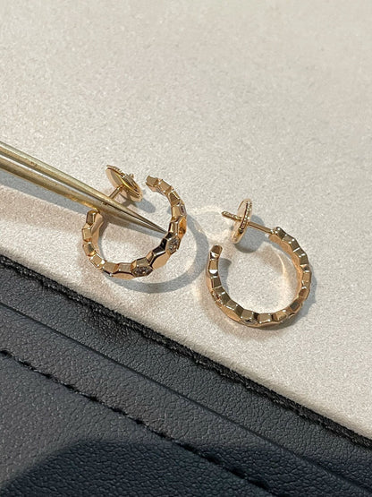 [Royal&Vicky]Hollow Design Four-Leaf Clover Flower Shape Earrings