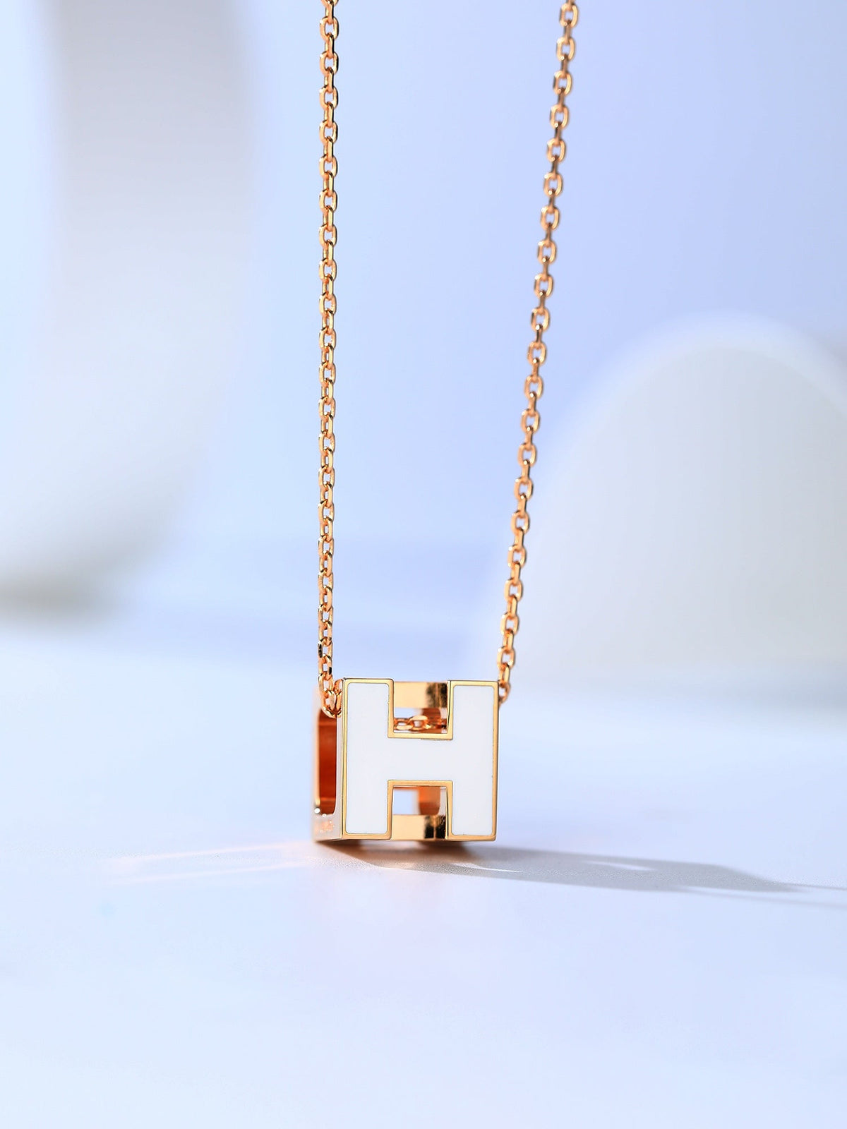 [Royal&Vicky]H CAGE PINK GOLD NECKLACE