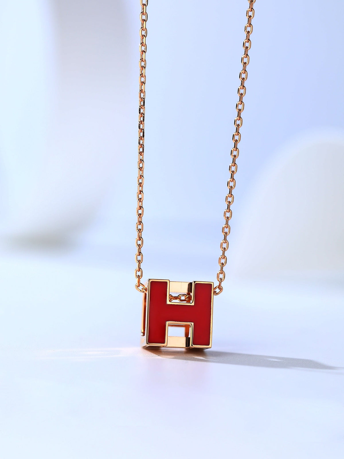 [Royal&Vicky]H CAGE PINK GOLD NECKLACE