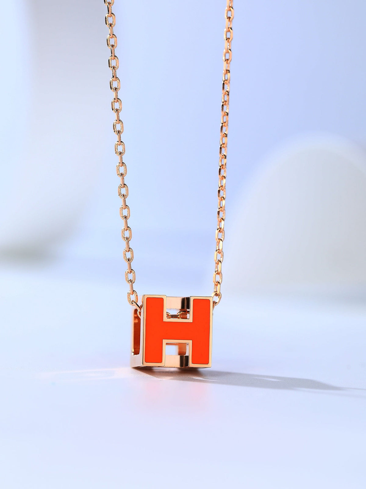 [Royal&Vicky]H CAGE PINK GOLD NECKLACE