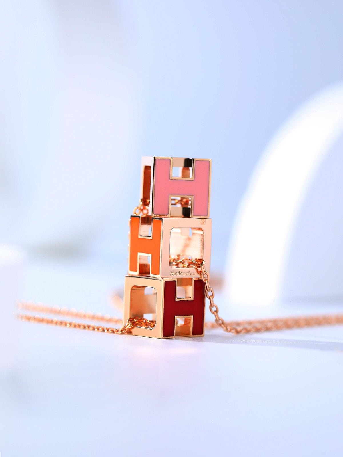 [Royal&Vicky]H CAGE PINK GOLD NECKLACE