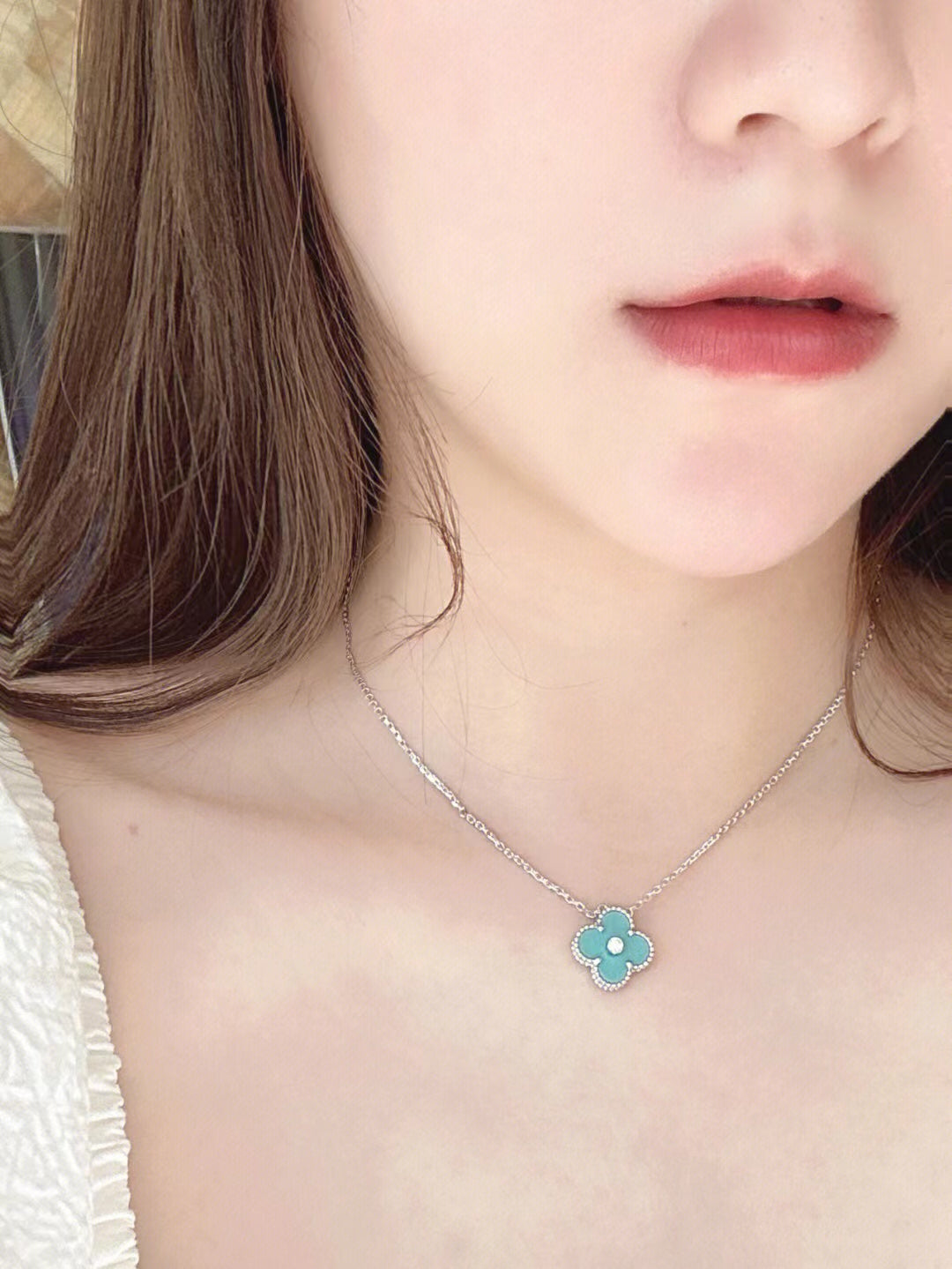 [Royal&Vicky]CLOVER 1 DIAMOND LIGHT BLUE SILVER NECKLACE