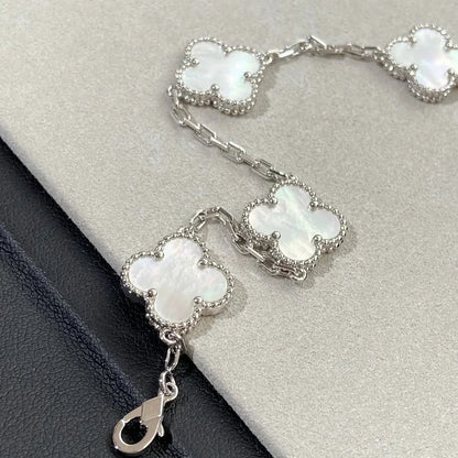 [Royal&Vicky]LUCKY CLOVER 5-MOTIF BRACELET - WHITE MOTHER-OF-PEARL COLLECTION