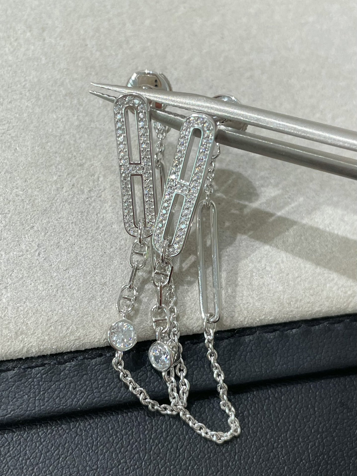 [Royal&Vicky]CHAINE CHAOS DIAMOND DROP EARRINGS