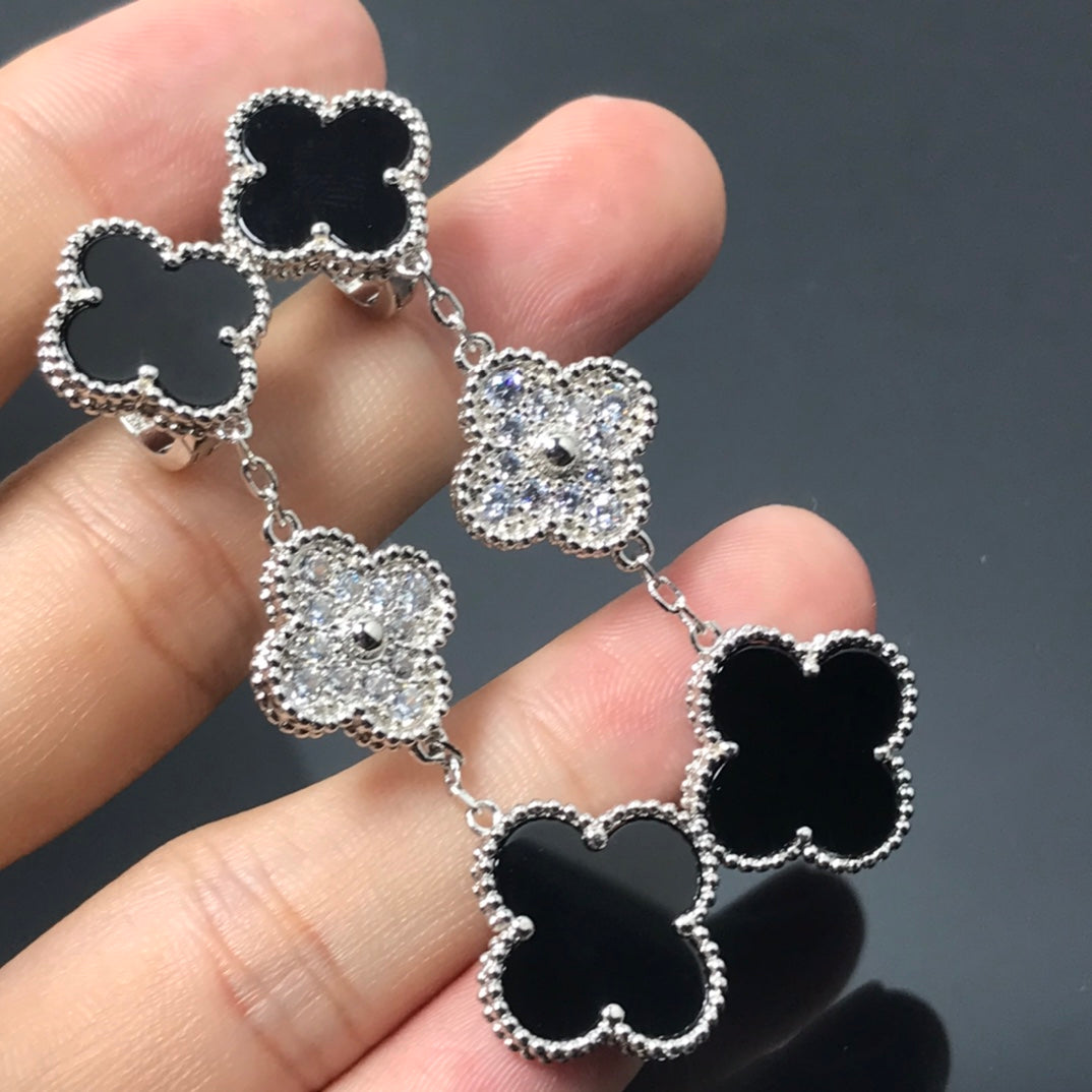 [Royal&Vicky]CLOVER 3 MOTIF DIAMOND ONYX SILVER EARRINGS