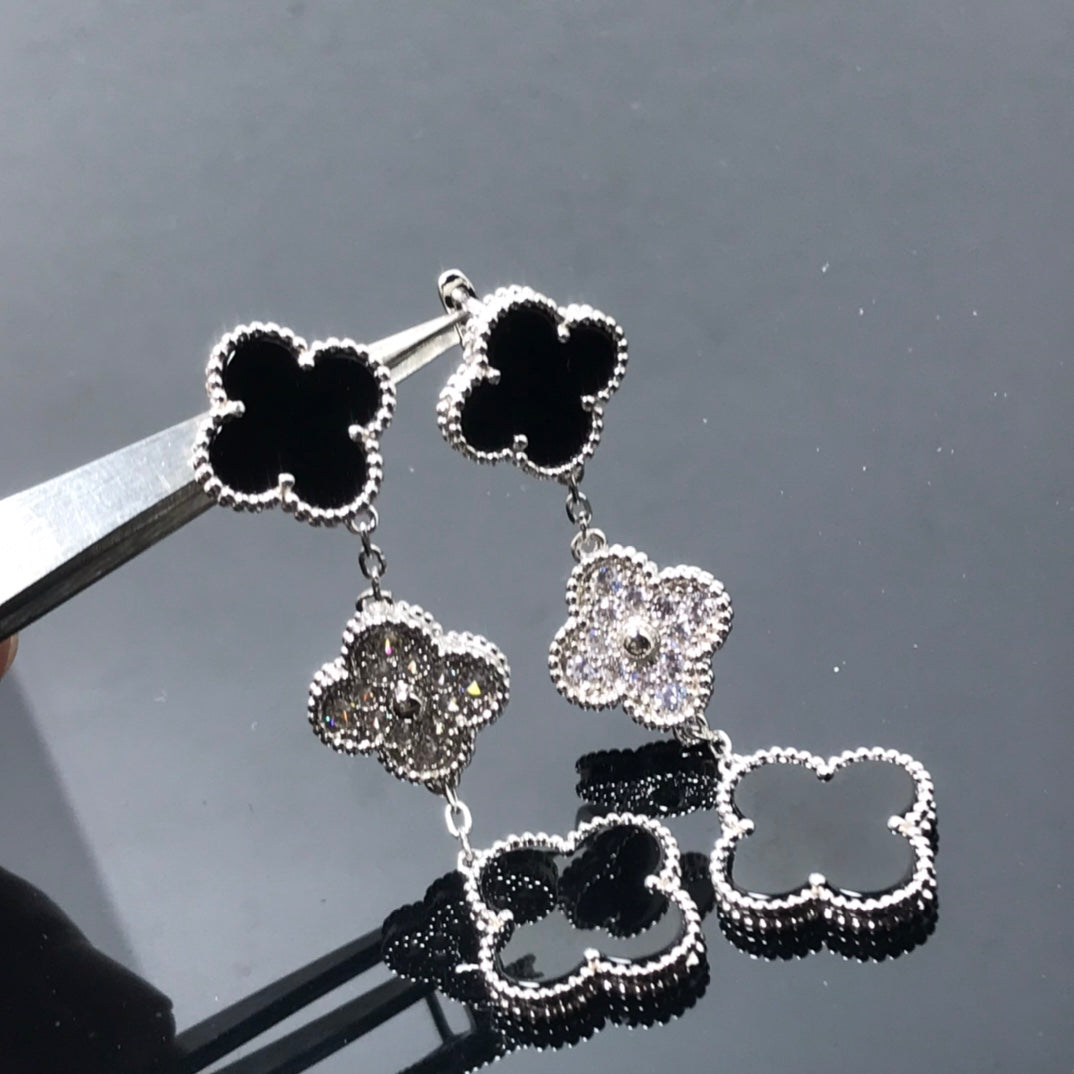 [Royal&Vicky]CLOVER 3 MOTIF DIAMOND ONYX SILVER EARRINGS