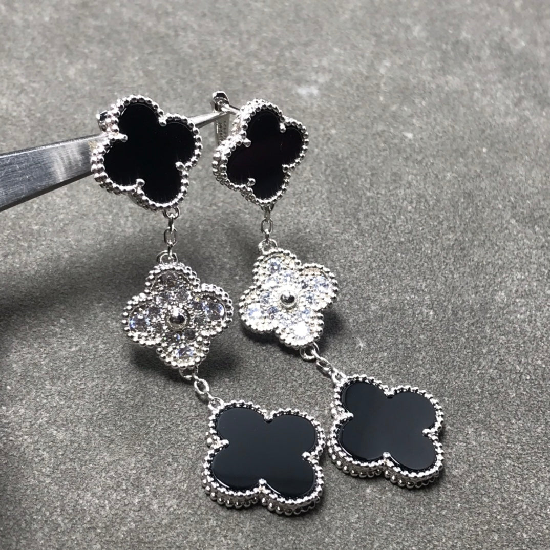 [Royal&Vicky]CLOVER 3 MOTIF DIAMOND ONYX SILVER EARRINGS