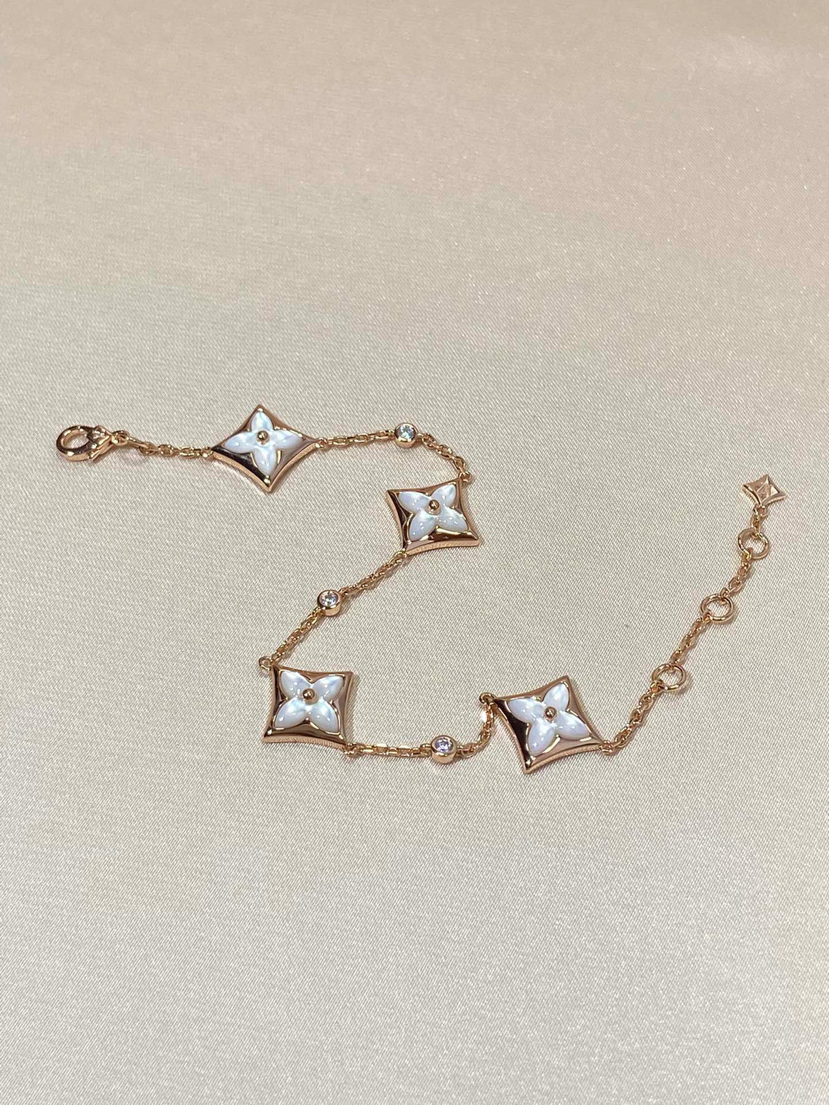 [Royal&Vicky]STAR 4 MOTIF MOP DIAMOND PINK GOLD BRACELET