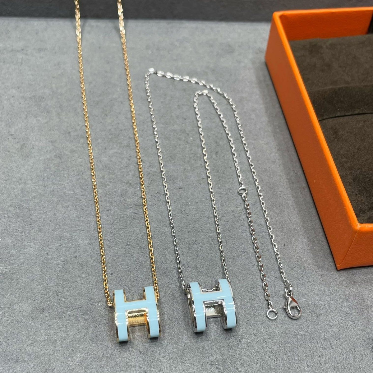 [Royal&Vicky]POP H SKY BLUE NECKLACE