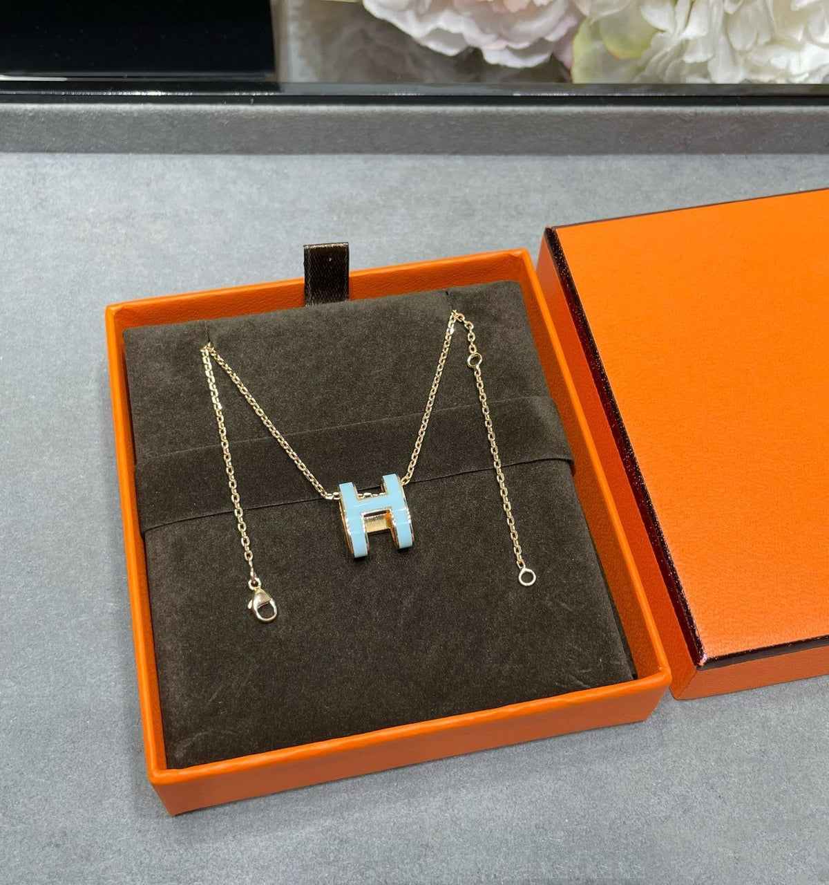 [Royal&Vicky]POP H SKY BLUE NECKLACE