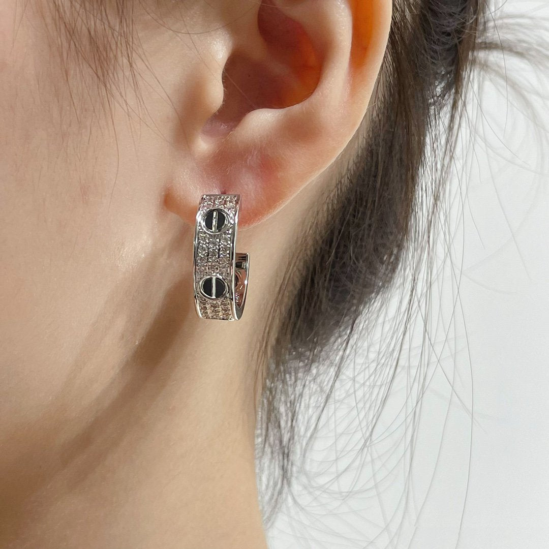 [Royal&Vicky]LOVE CERAMIC DIAMOND PAVED SILVER EARRINGS