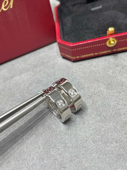 [Royal&Vicky]LOVE 5.5MM 1 DIAMOND EARRINGS