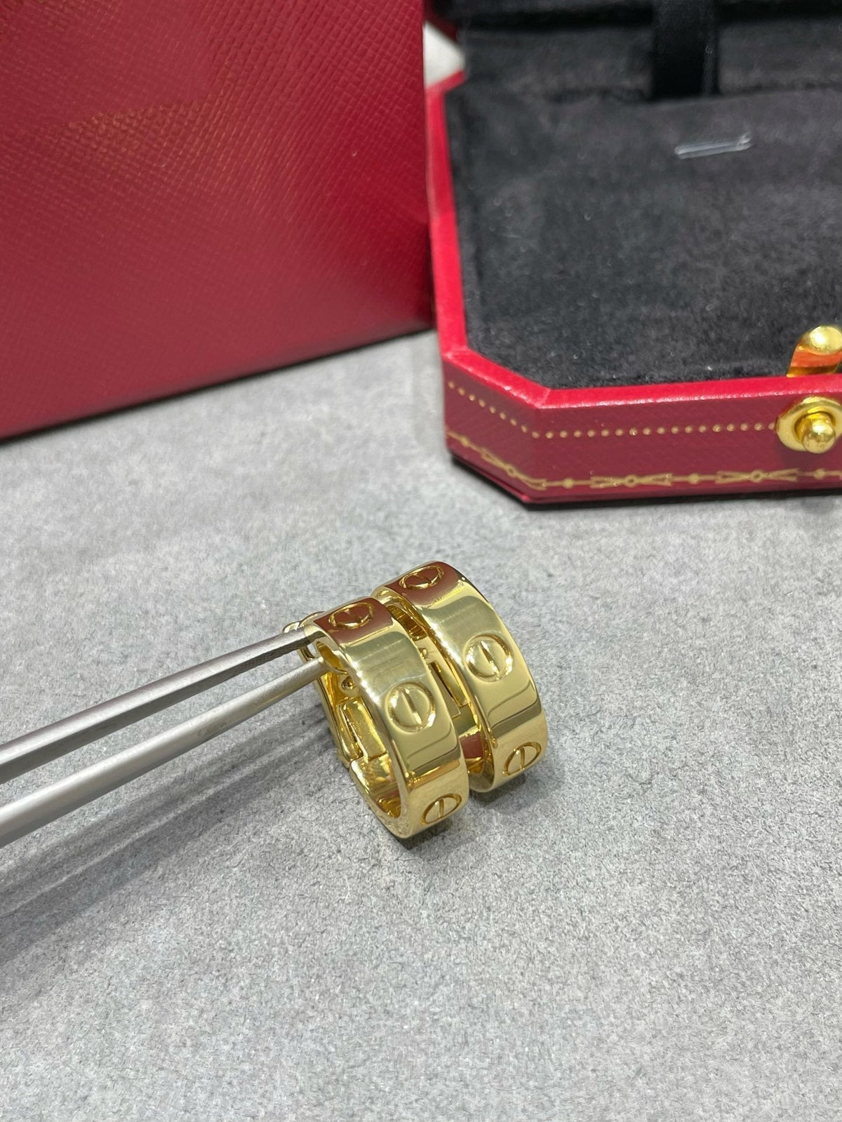 [Royal&Vicky]LOVE 5.5MM EARRINGS