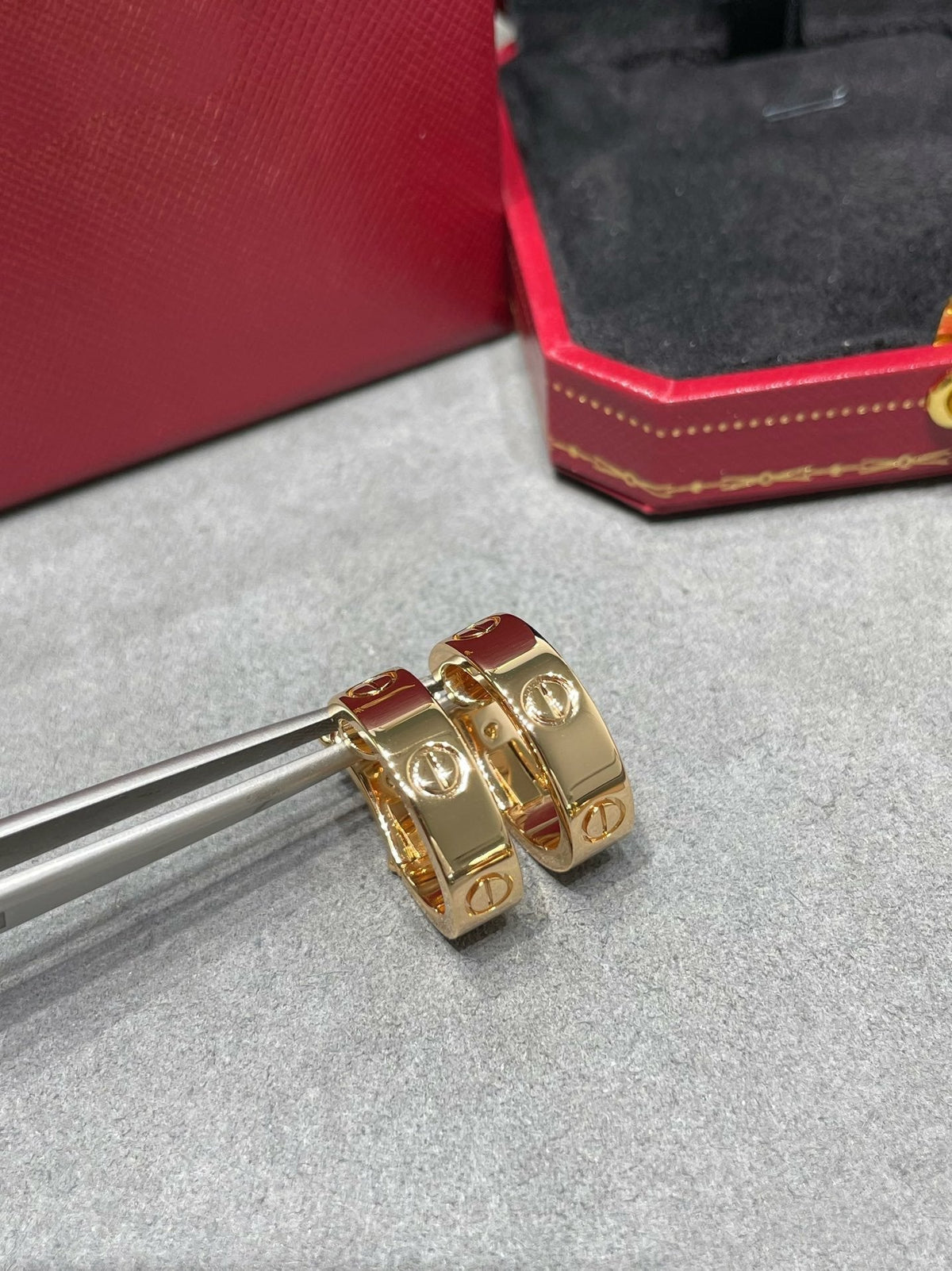 [Royal&Vicky]LOVE 5.5MM EARRINGS