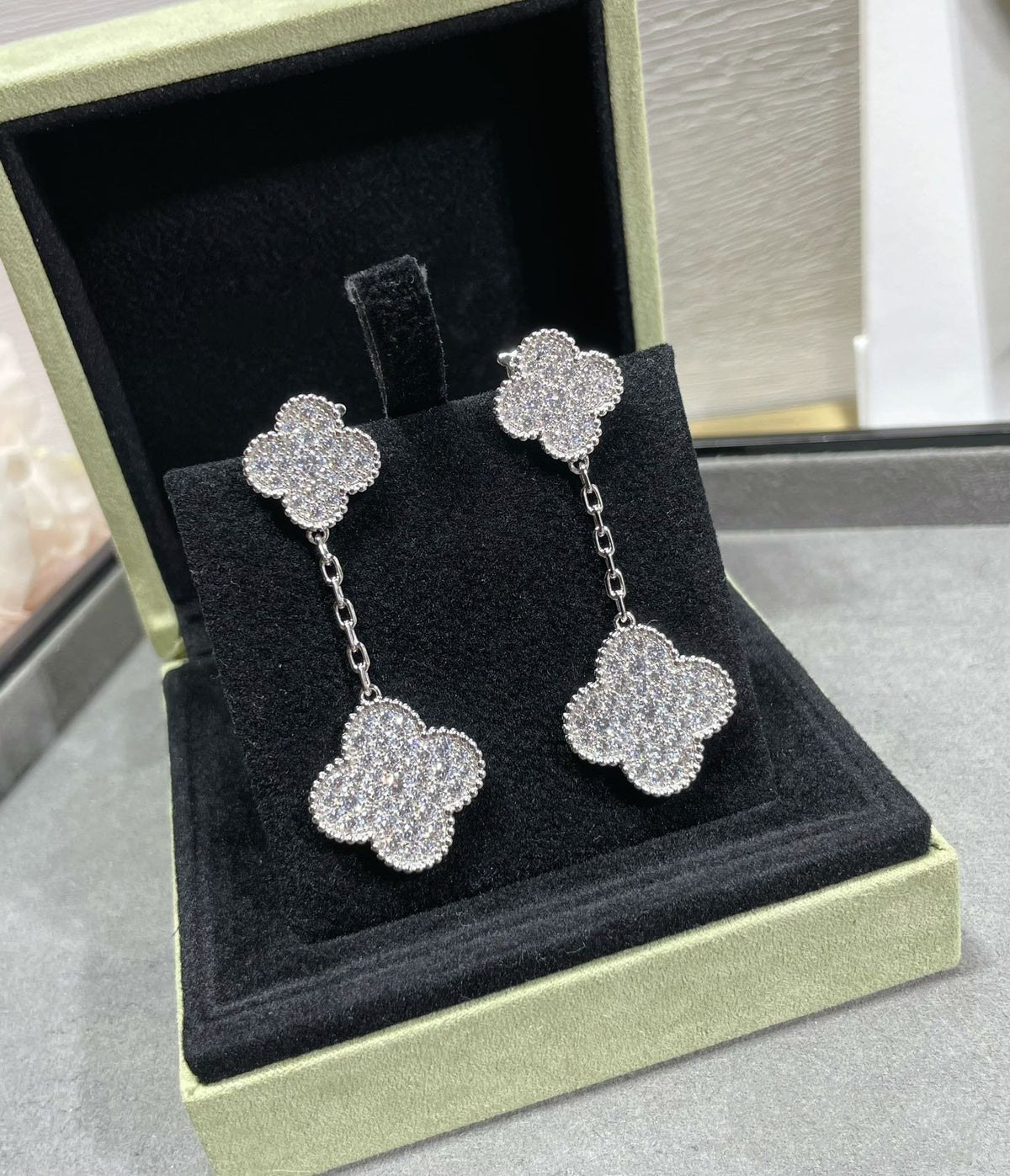 [Royal&Vicky]CLOVER 2 MOTIFS DIAMOND PAVED SILVER EARRINGS