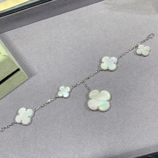 [Royal&Vicky]CLOVER 5 MOTIF WHITE MOP SILVER BRACELET