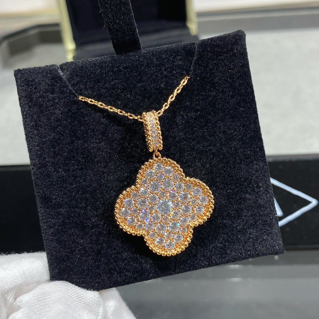 [Royal&Vicky]CLOVER 25MM LARGE PEDANT DIAMOND PAVED LONG NECKLACE