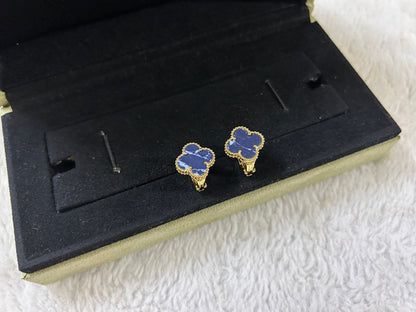 [Royal&Vicky]CLOVER PIETERSITE MEDIUM STUD EARRINGS