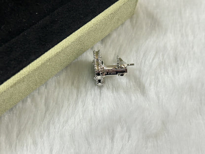 [Royal&Vicky]CLOVER PIETERSITE MEDIUM STUD EARRINGS