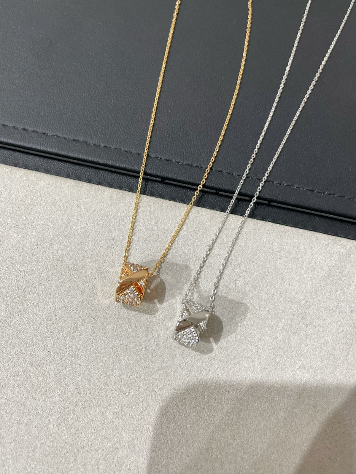 [Royal&Vicky]LIENS EVIDENCE DIAMOND PAVED NECKLACE