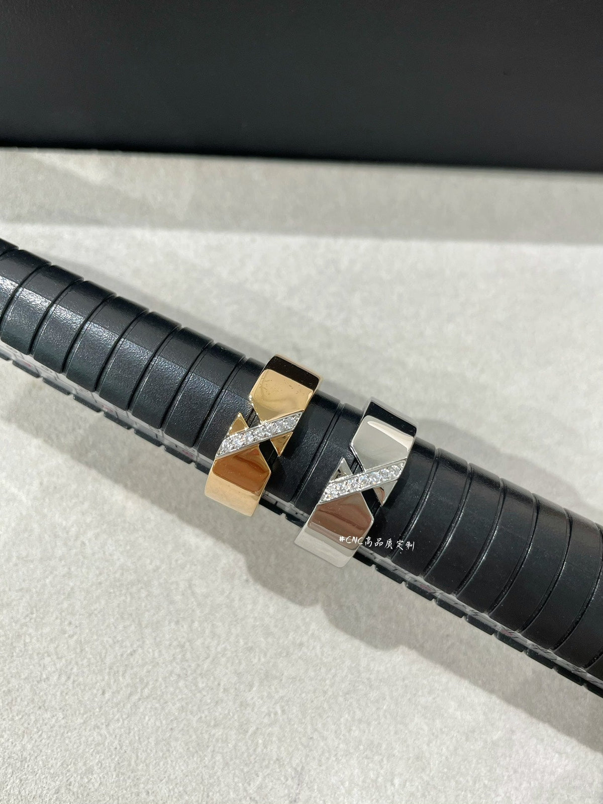 [Royal&Vicky]LIENS EVIDENCE DIAOMOND RING