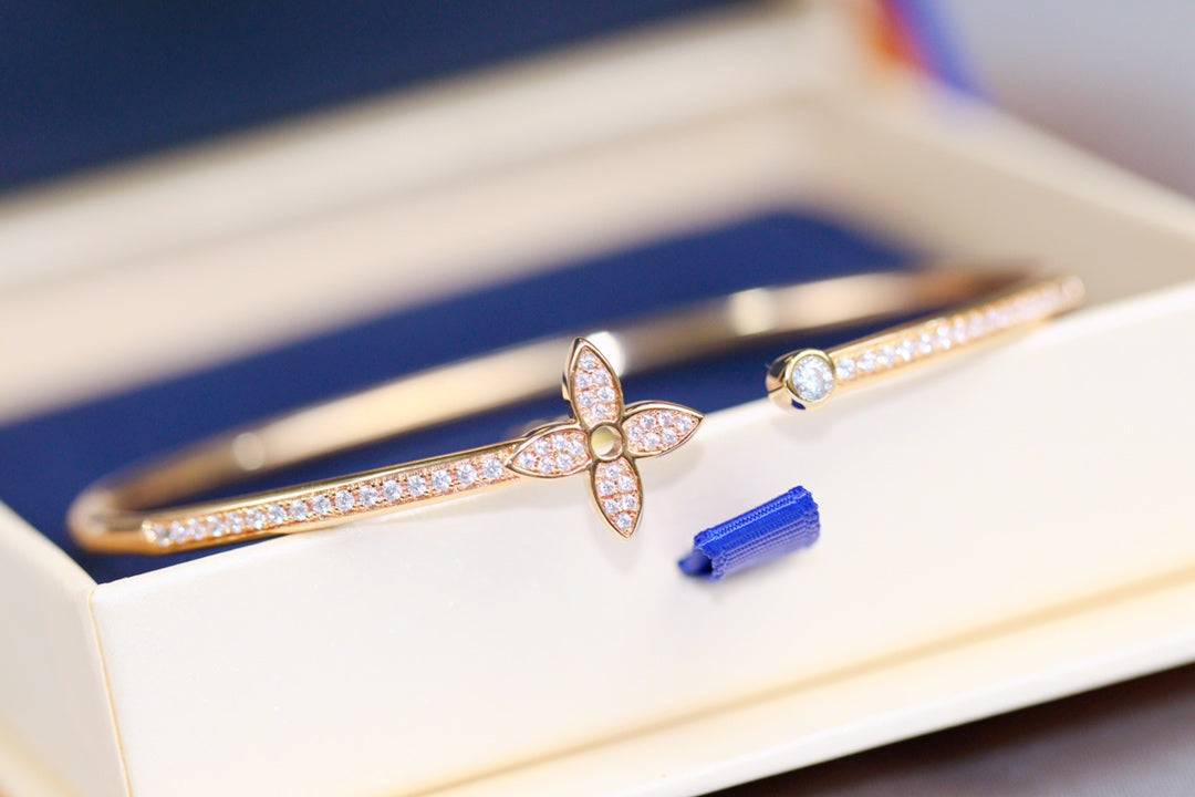 [Royal&Vicky]IDYLLE PINK GOLD OPEN BRACELET DIAMOND PAVED