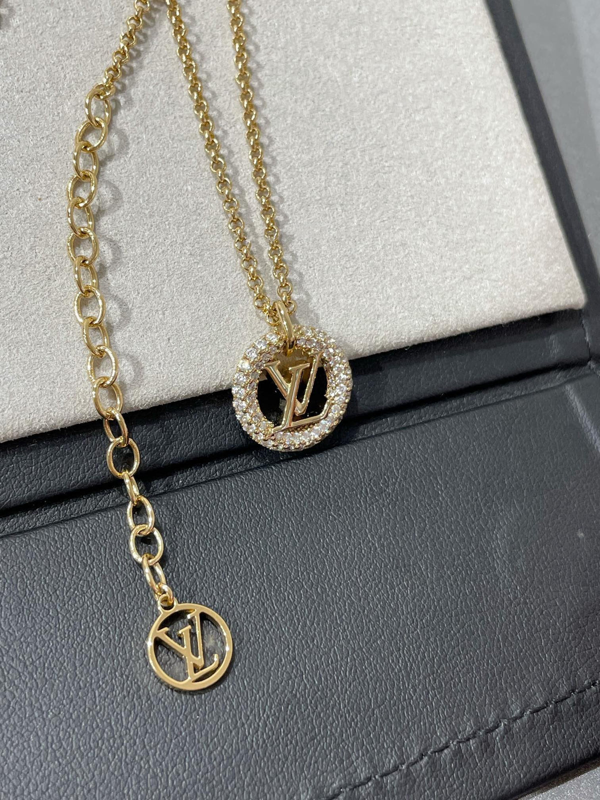 [Royal&Vicky]BY NIGHT DIAMOND PAVED NECKLACE