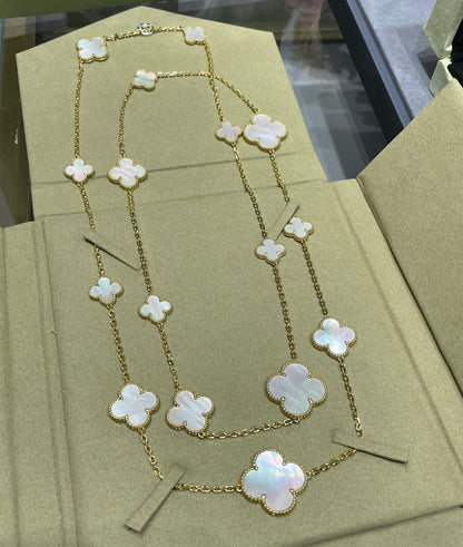 [Royal&Vicky]CLOVER 16 MOTIF WHITE MOP GOLD NECKLACE