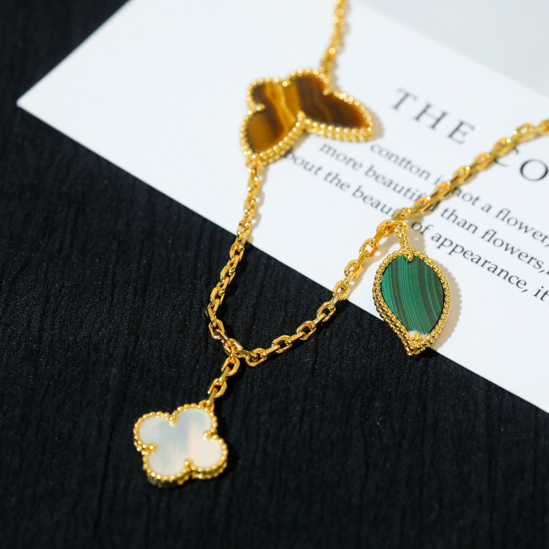 [Royal&Vicky]LUCKY SPRING 5 MOTIF GOLD BRACELET