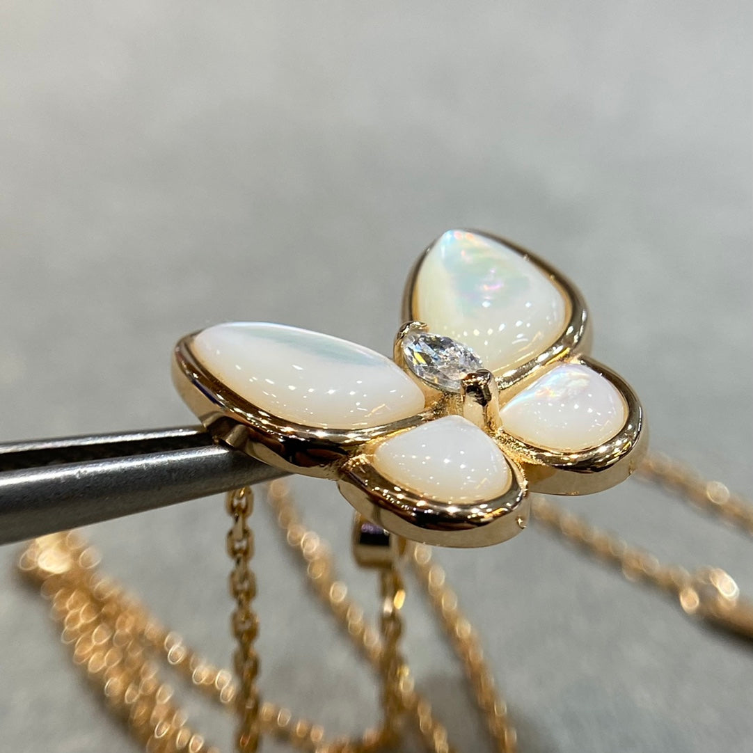 [Royal&Vicky]BUTTERFLY MOP DIAMOND NECKLACE