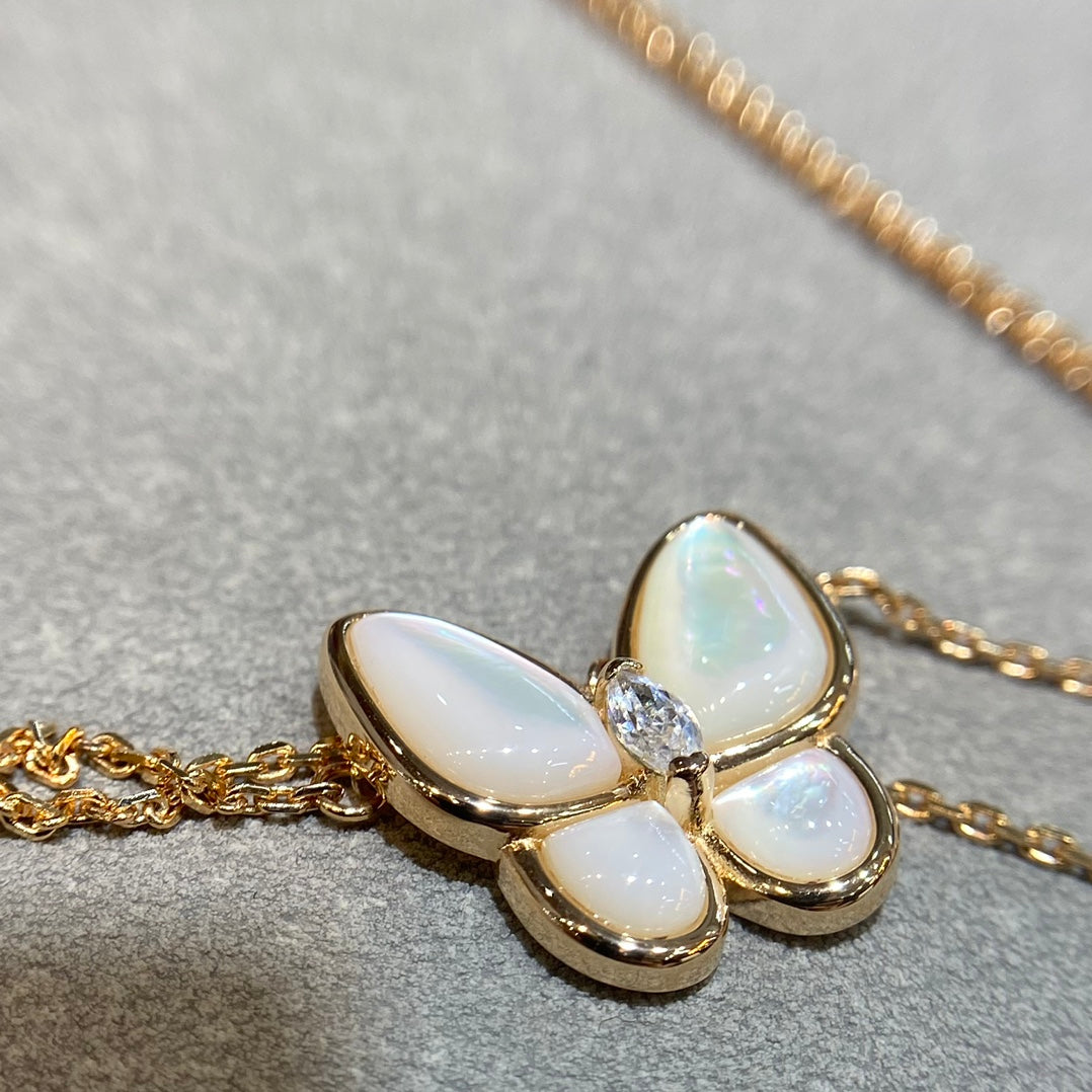 [Royal&Vicky]BUTTERFLY MOP DIAMOND NECKLACE