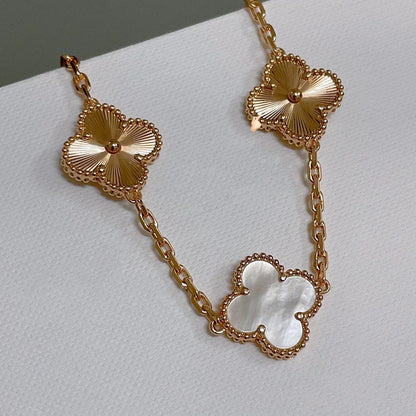 [Royal&Vicky]LUCKY CLOVER 5-MOTIF BRACELET - WHITE MOTHER-OF-PEARL COLLECTION