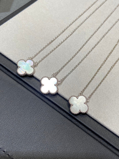[Royal&Vicky]CLOVER MEDIUM SILVER WHITE MOP NECKLACE