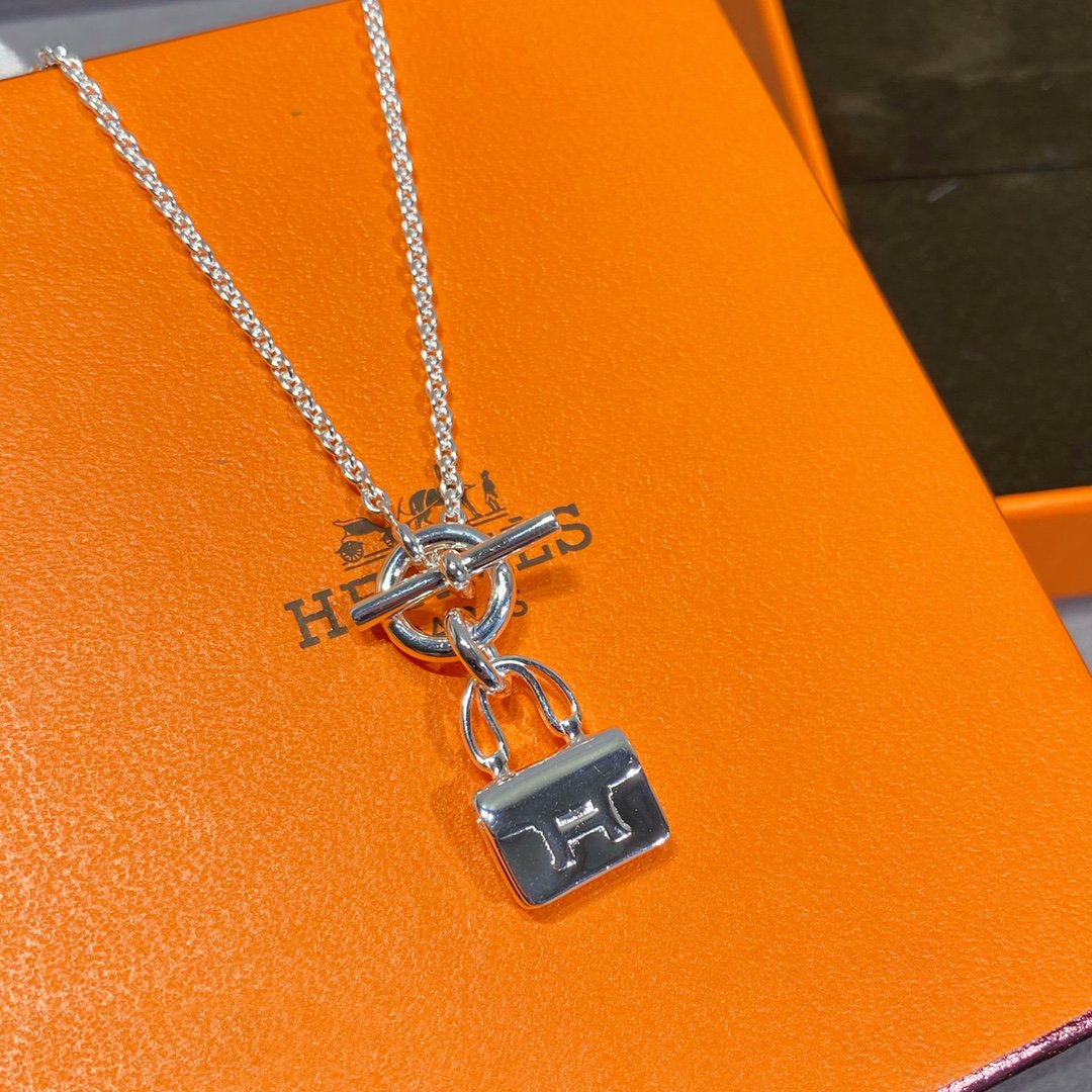 [Royal&Vicky]CONSTANCE PEDANT SILVER NECKLACE
